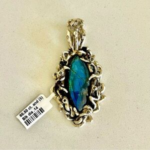 Unisex One of a kind Labradorite Stone & Black diamond pendant